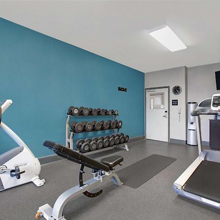 Hampton Inn Keokuk Bagian luar foto
