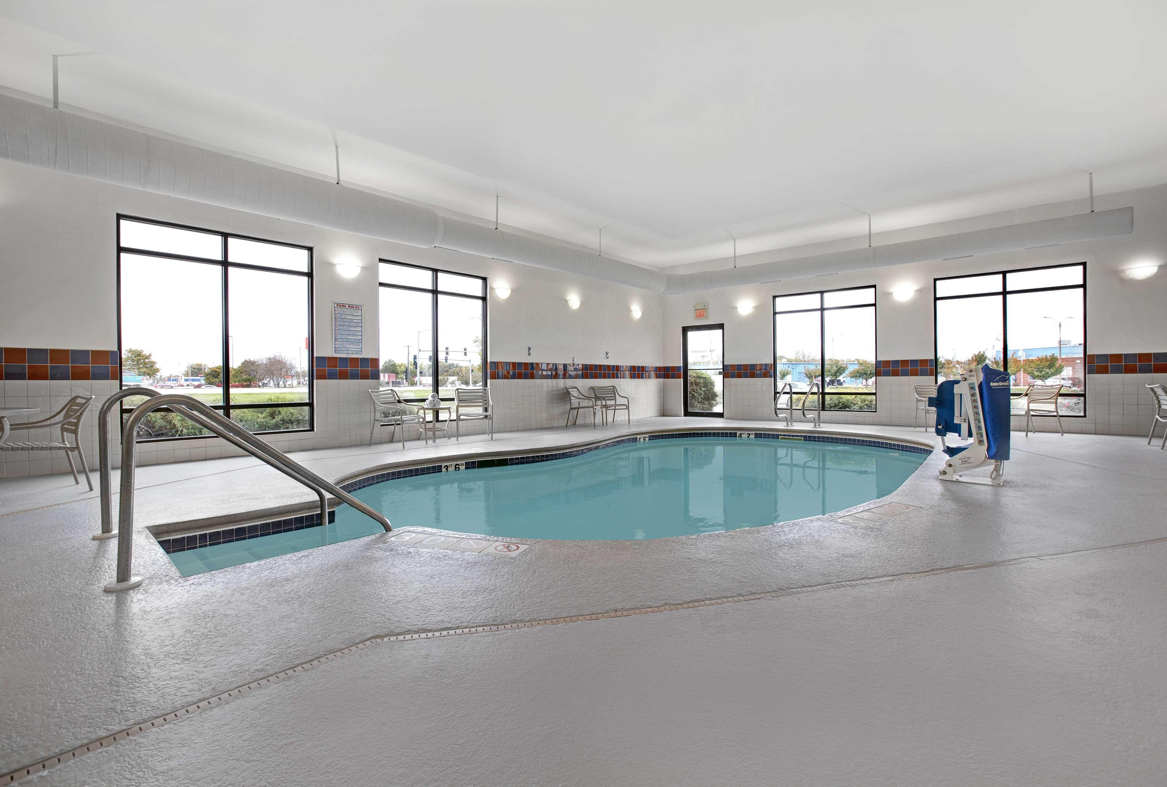 Hampton Inn Keokuk Bagian luar foto