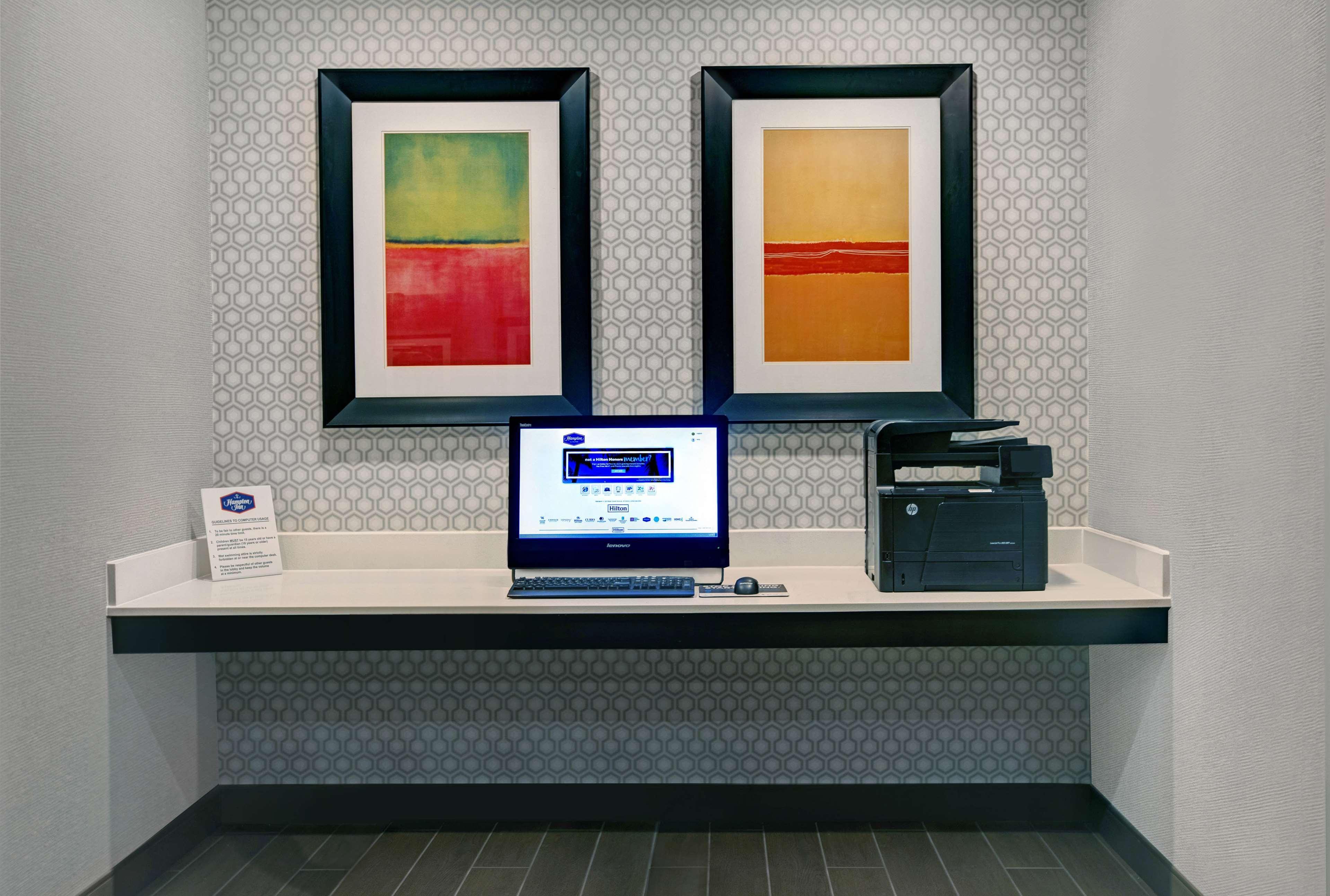 Hampton Inn Keokuk Bagian luar foto
