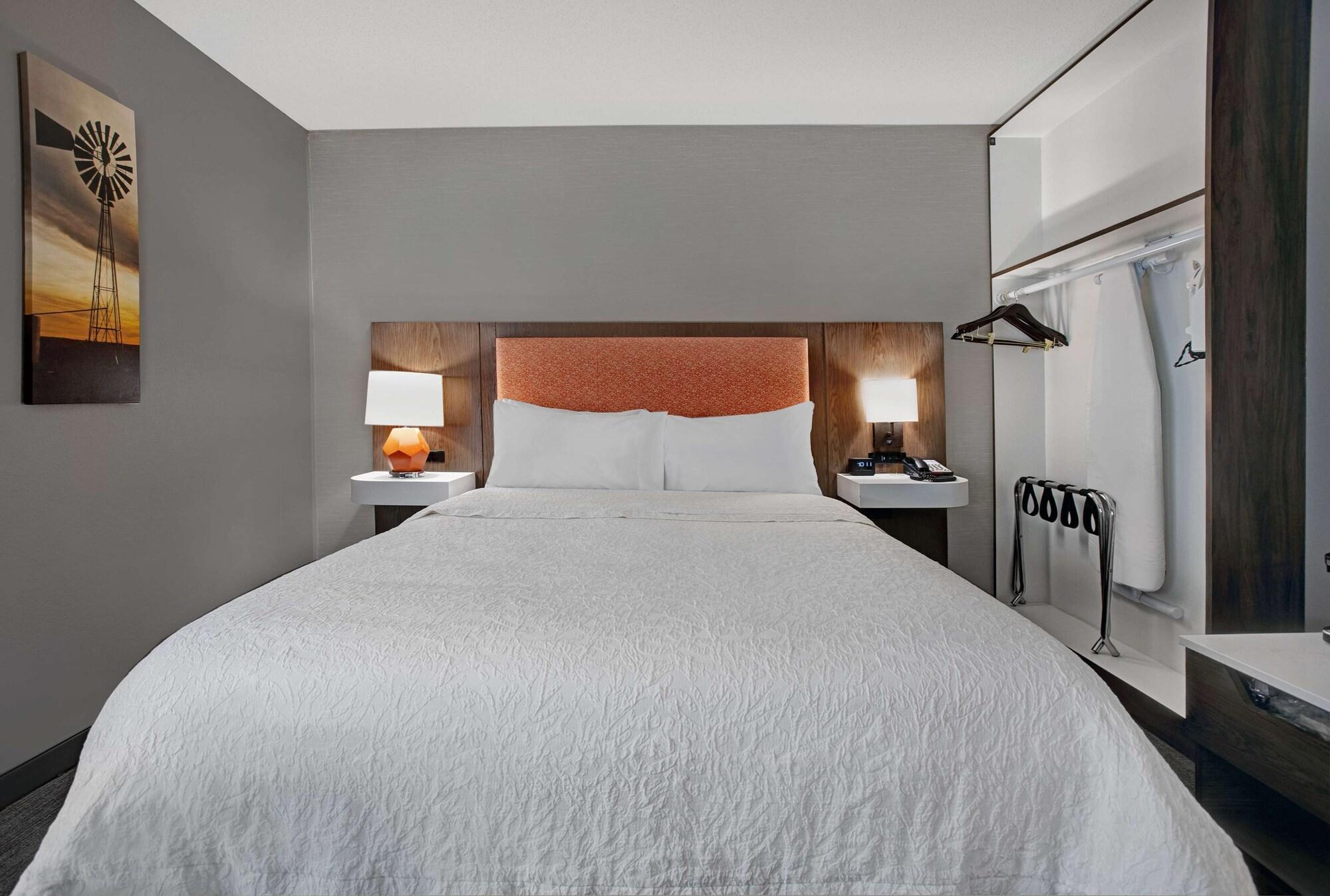 Hampton Inn Keokuk Bagian luar foto
